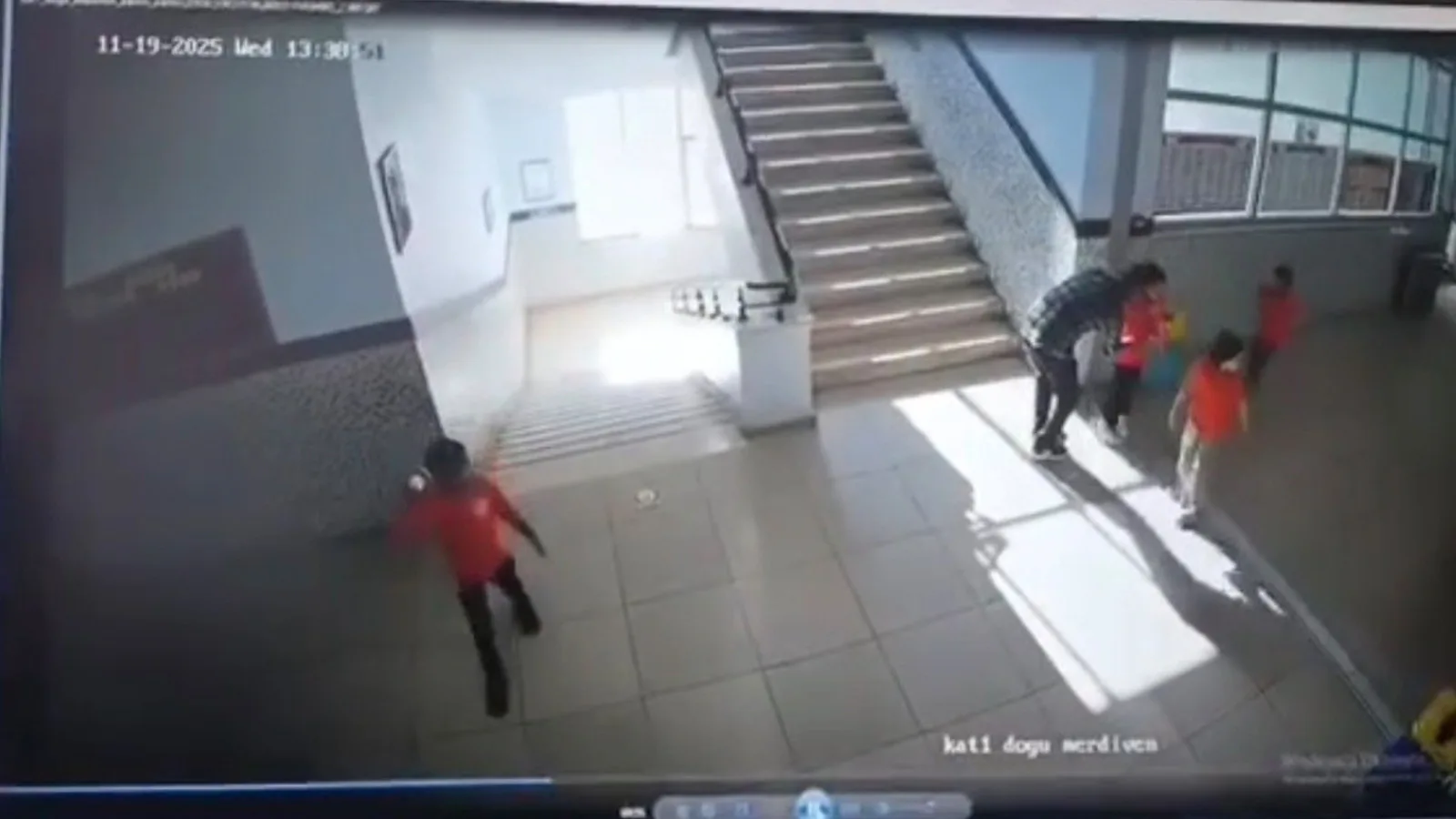 Öğrenci Heimlich Manevrası ile Hayata Döndü!