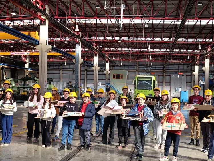 Öğrenciler BURULAŞ’ta Ulaşım Keyfini Yaşadı