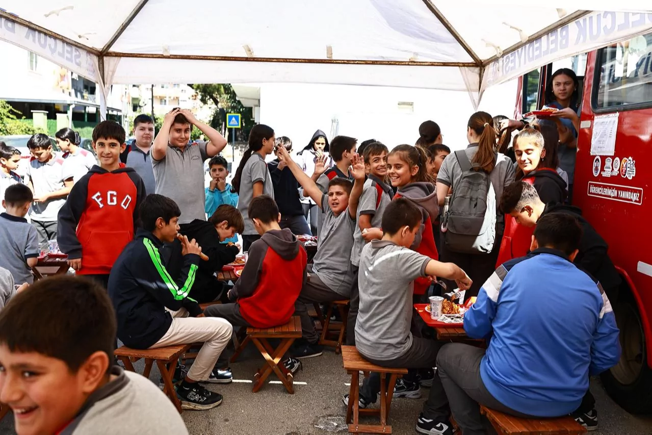 Öğrenciler İçin Kent Lokantası Otobüsleri Başladı!