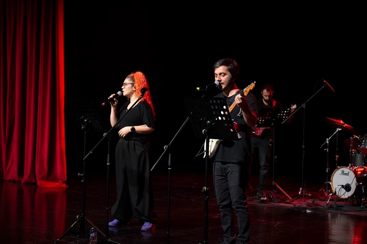 Öğrenciler Stresi Konserle Attı, Geleceğe Umutla!