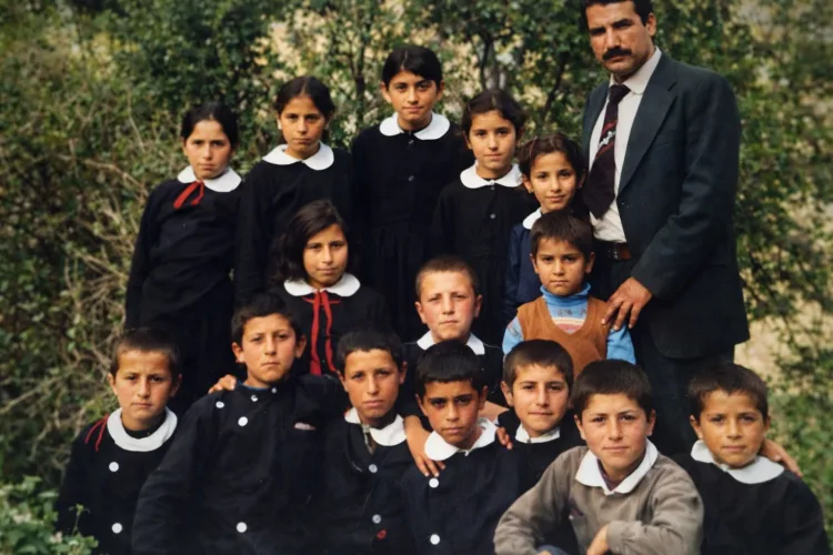 Öğrencilerden Emekli Öğretmene Anlamlı Ziyaret