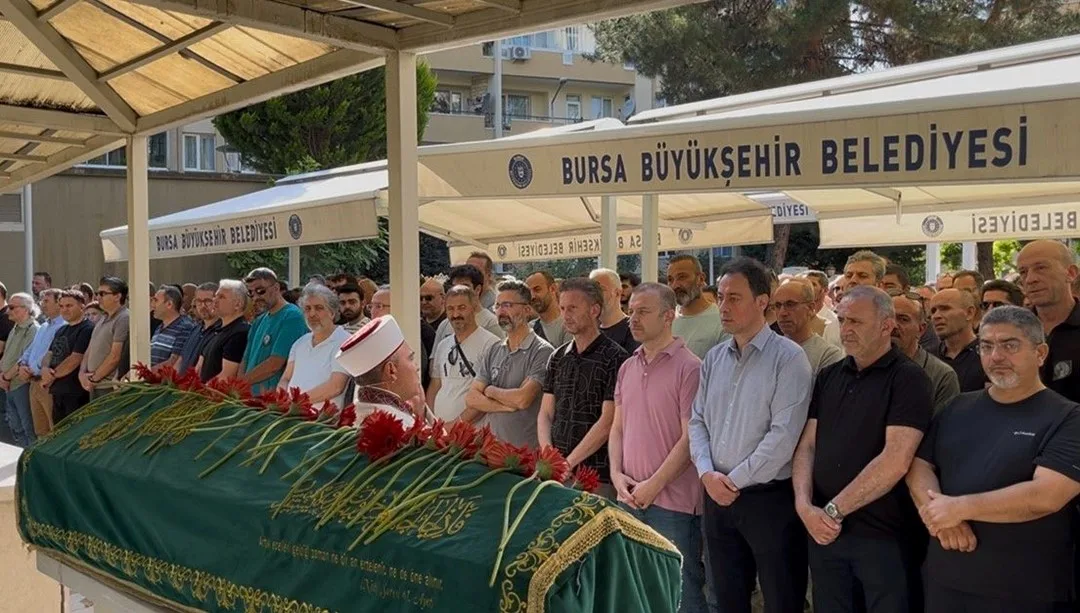 Öğretmen Hasan Aslan, Karne Gününde Hayatını Kaybetti