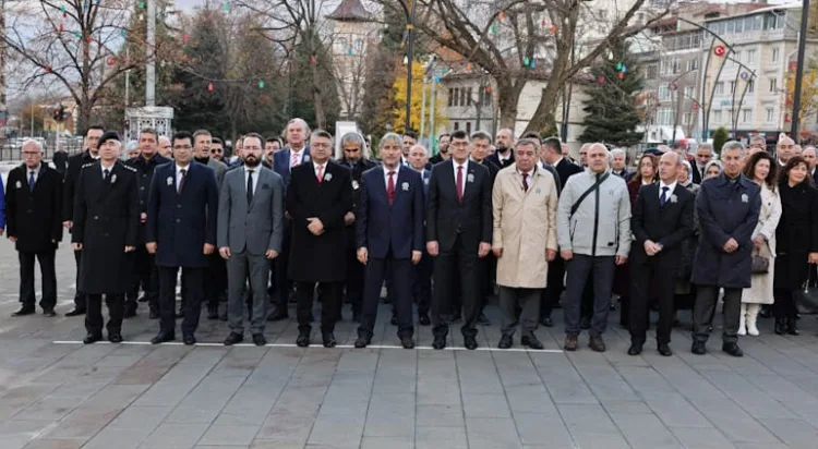 Öğretmenler Günü Kütahya’da Coşkuyla Kutlandı