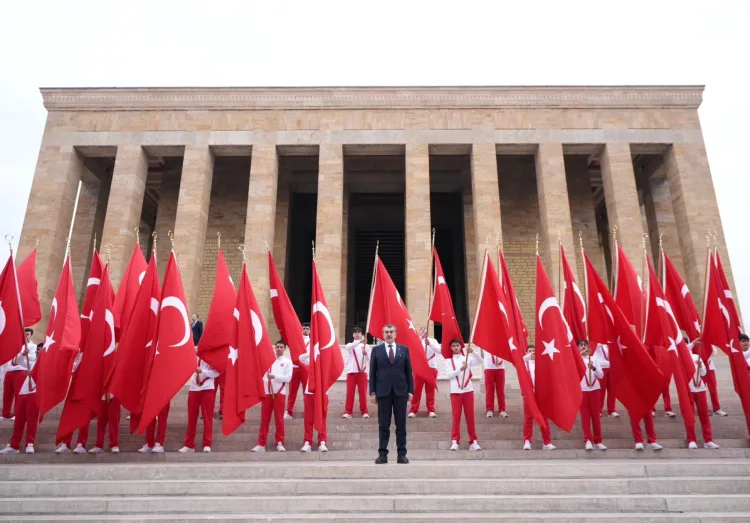Öğretmenler Günü’nde Anıtkabir Ziyareti