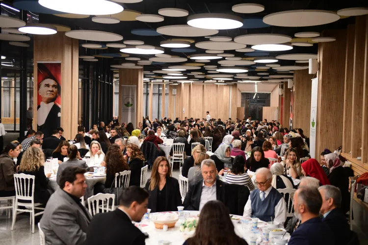 Öğretmenler Günü’nde Osmangazi’de Büyüleyici Etkinlik