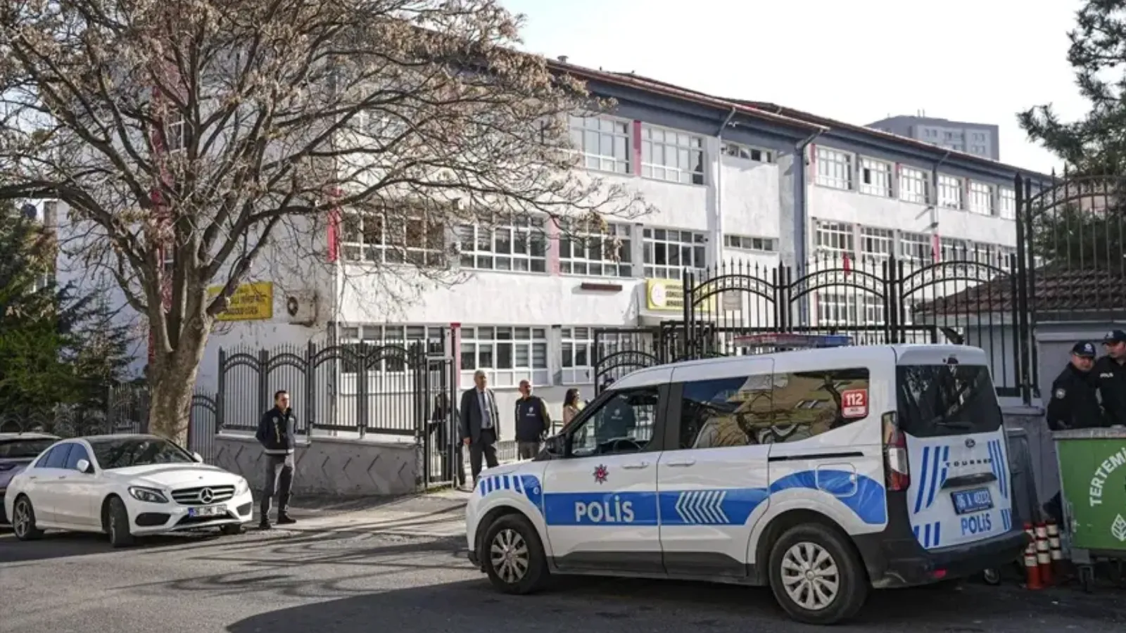 Okul Güvenliği İçin 30 Bin Yeni Personel Alımı!