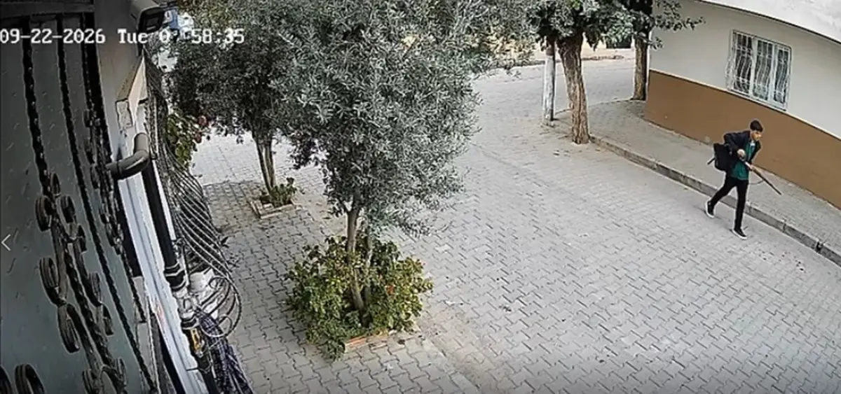 Manisa daki okul saldırısı... Annesinden 600 TL alıp fişek almış: Radikal içerikler ve Nazi sembolleri! 3