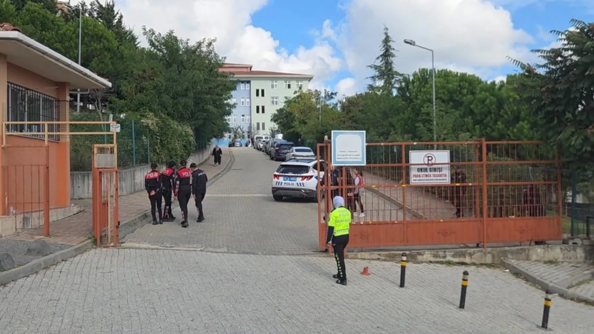 Okulda Bıçaklı Saldırı: 8 Öğrenci Yaralı
