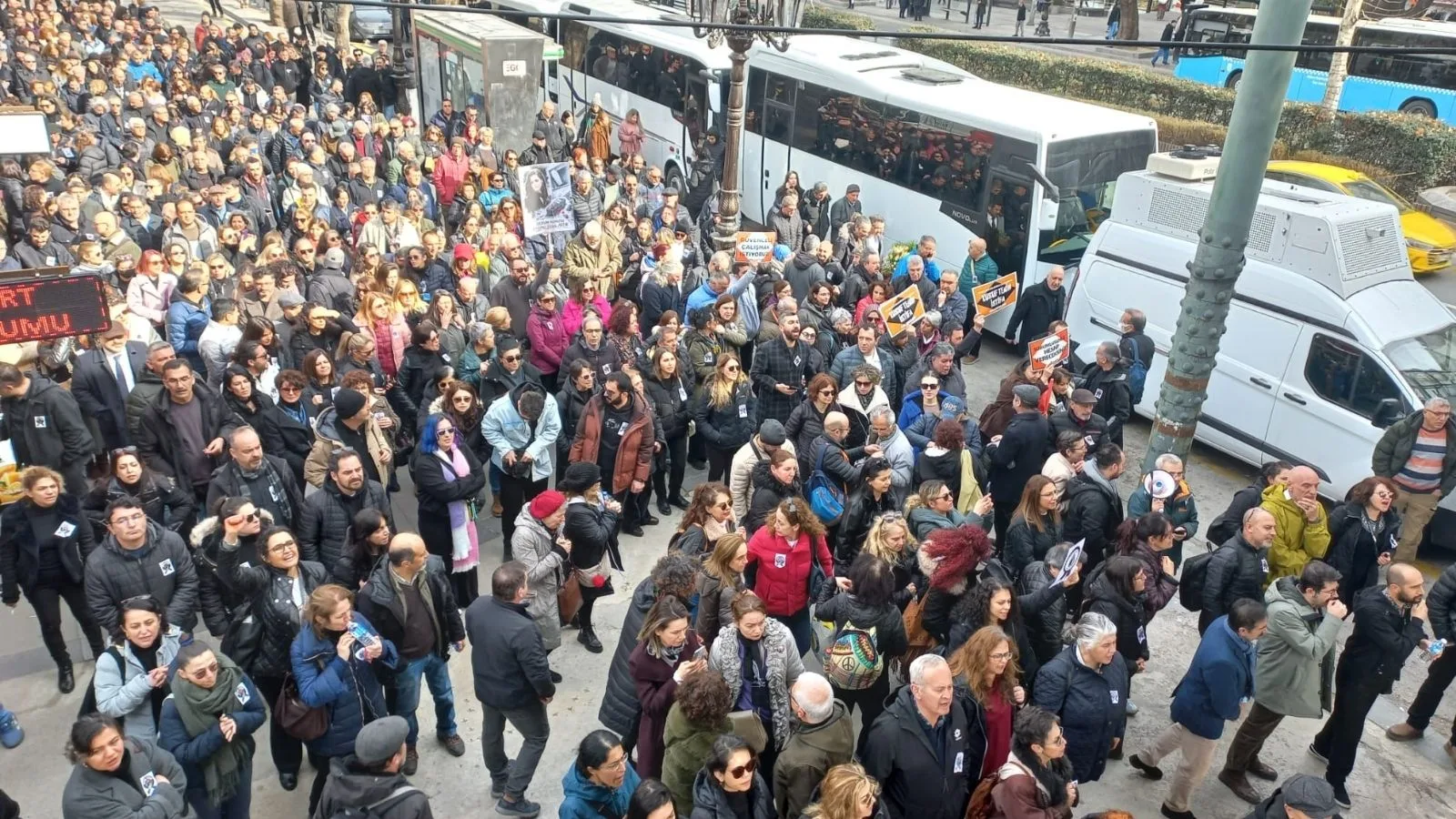 Okulda Şiddete Hayır: Eğitimciler İş Bıraktı!