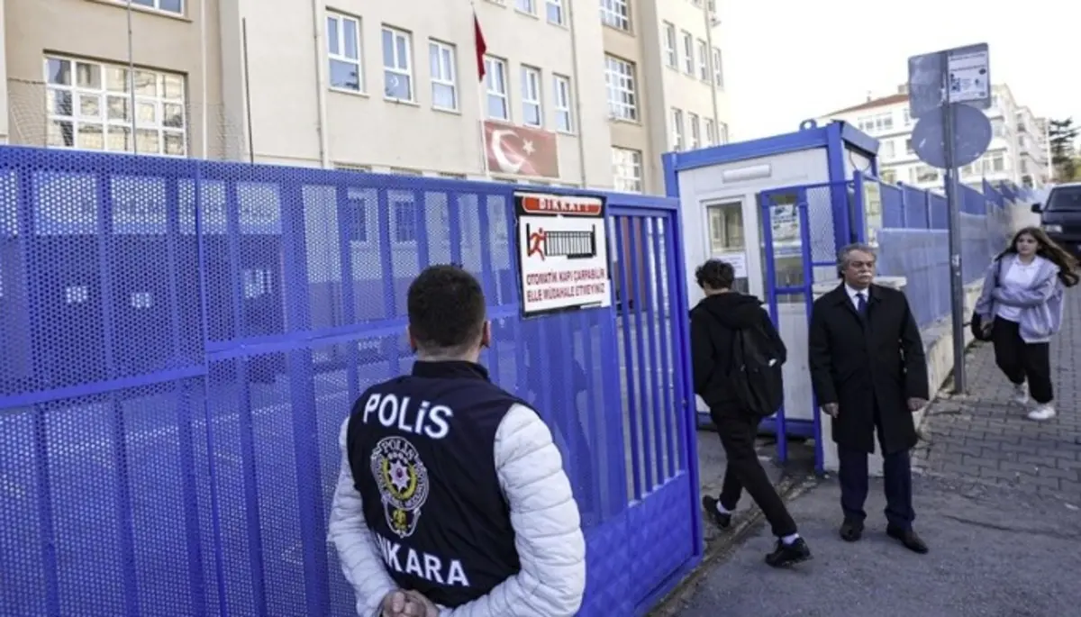 Okullarda yeni dönem! Güvenlik sil baştan değişiyor 3