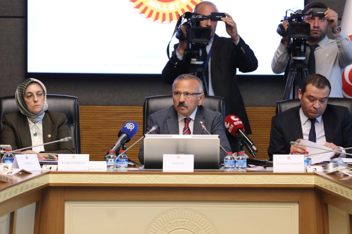 Okullarda Şiddet ve Dijital Riskler Yeniden Değerlenecek