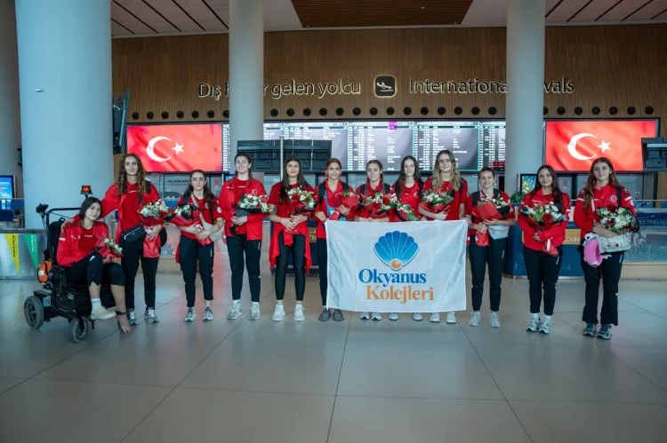 Okyanus Koleji Kız Voleybol Takımı Dünya İkincisi!