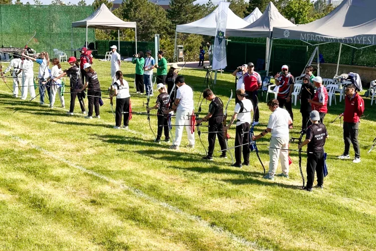 Olimpik Okçuluk Şampiyonası’nda Meram Fırtınası!
