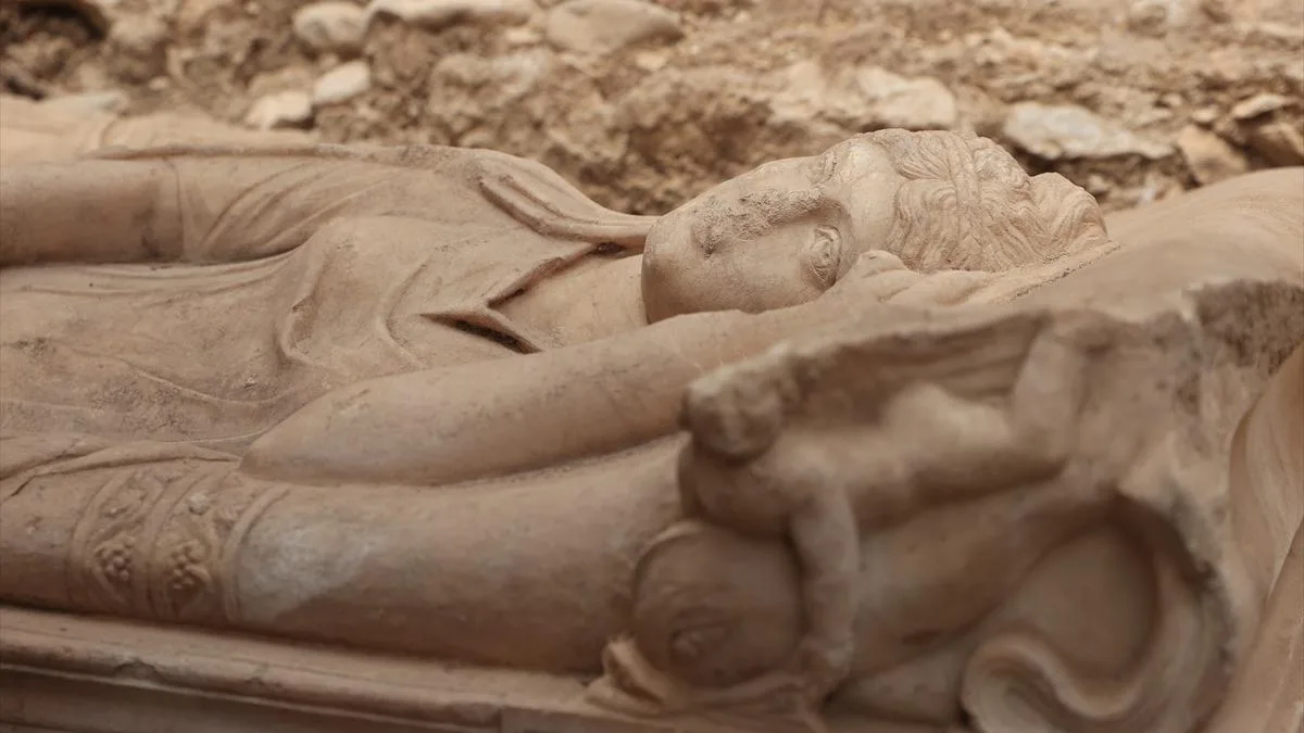 Olympos’ta Tarih Fısıldayan Eserler Bulundu!