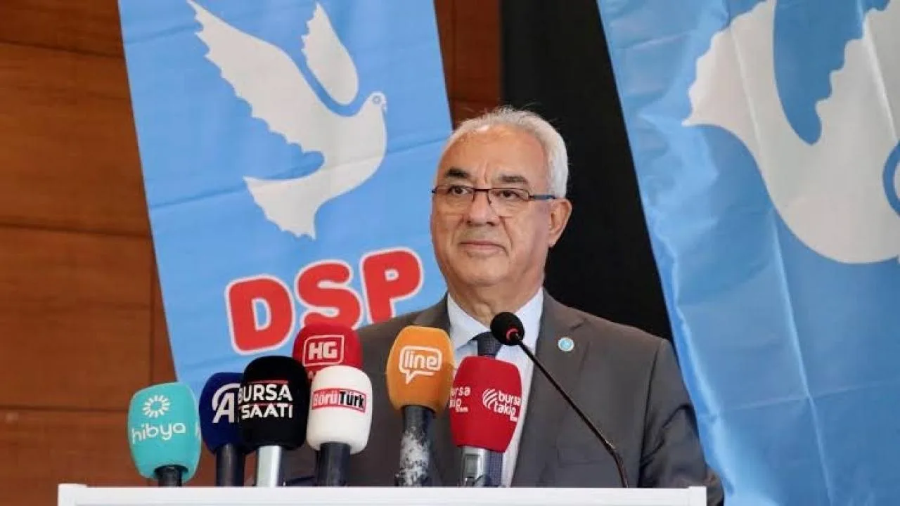 Önder Aksakal’dan Özgür Özel’e Sert Yanıt!