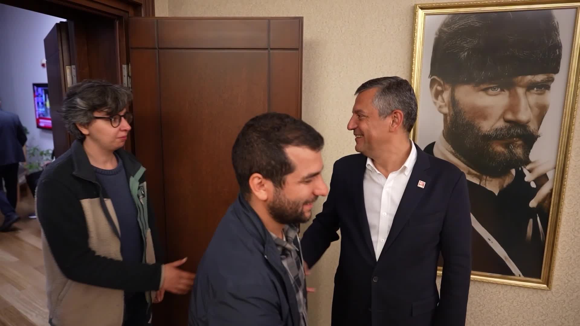 Önder İşleyen’den CHP’ye Destek Ziyareti!