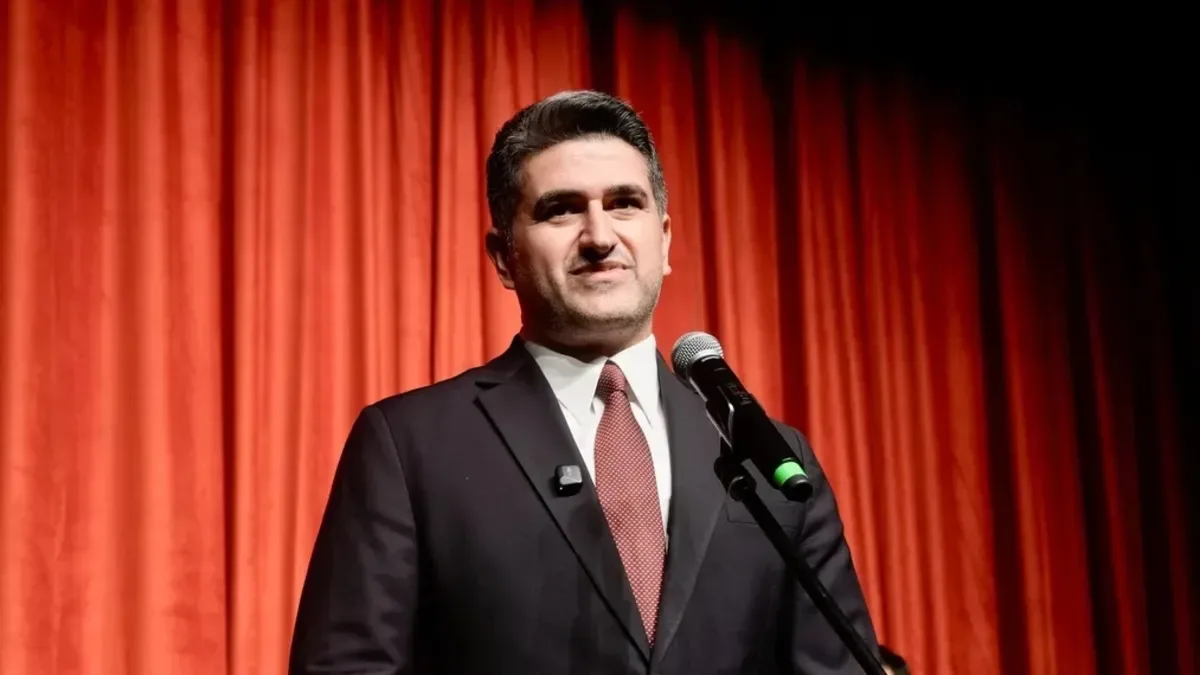 Onursal Adıgüzel Görevden Uzaklaştırıldı!