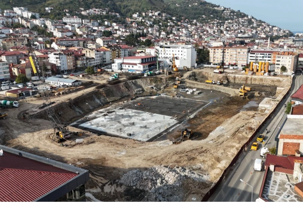 Ordu’da 3 Bin 241 Araç Kapasiteli Otoparklar Yükseliyor