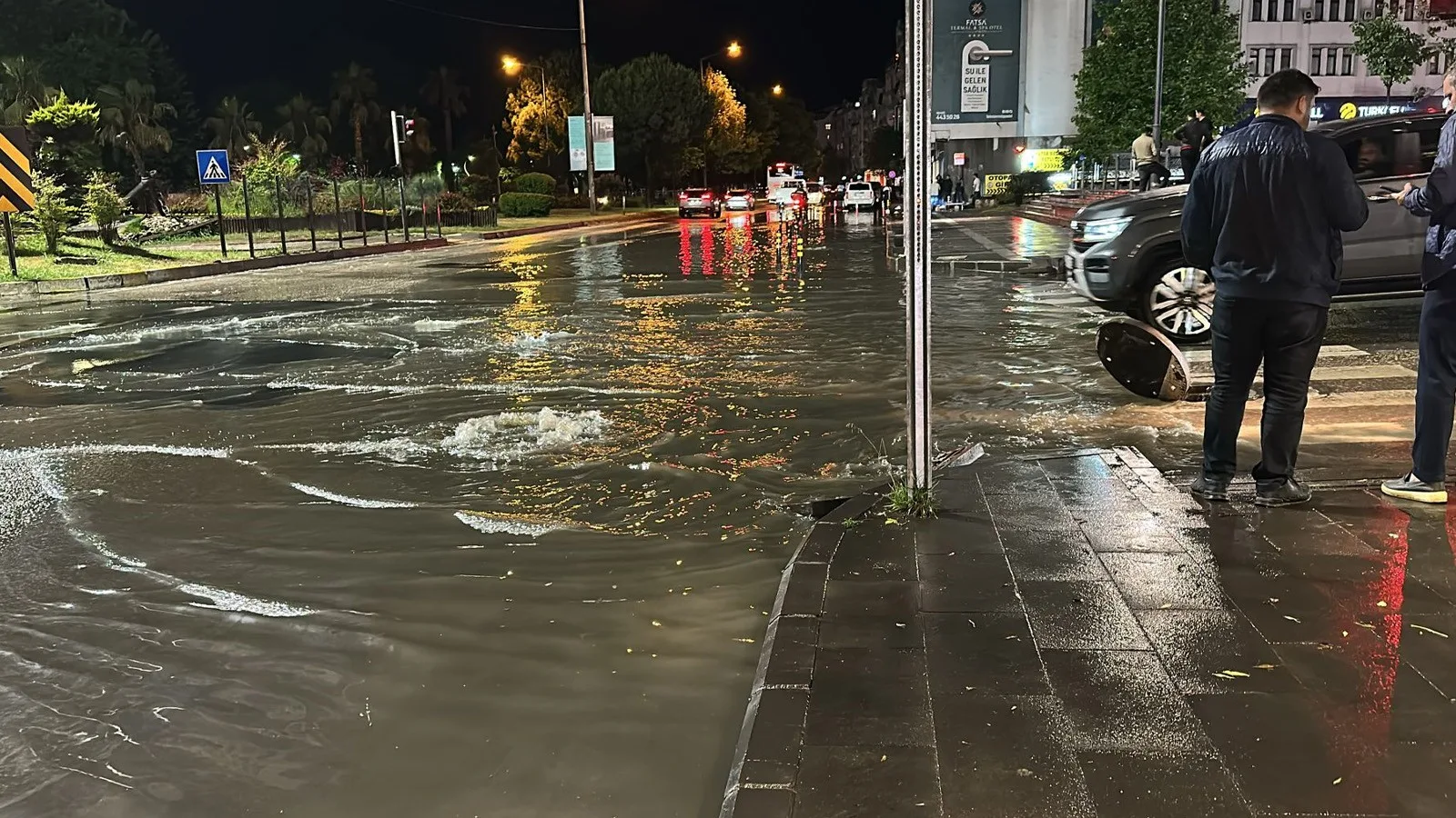 Ordu’da Sağanak Yağış: Dışarı Çıkmayın Uyarısı!