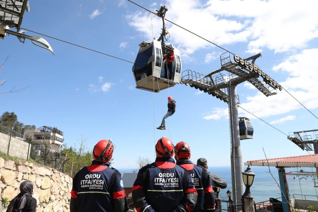 Ordu’da Teleferik Tatbikatı: Ekipler Başarıyla Kurtardı