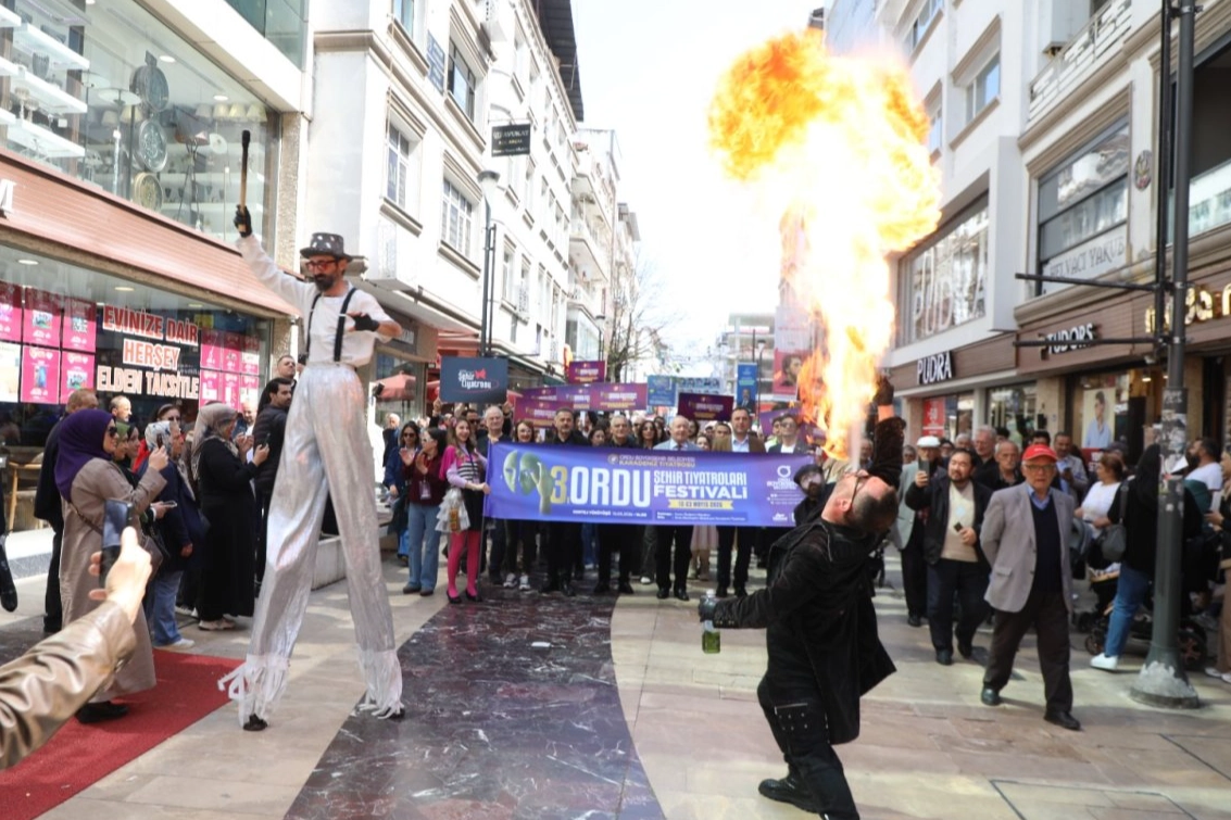 Ordu’da Tiyatro Festivali Coşkuyla Başladı!
