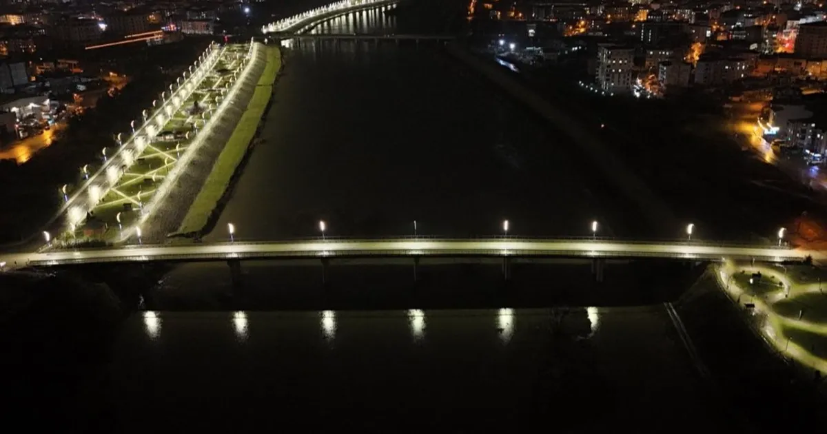 Ordu’da Yeni Melet Köprüsü Işıl Işıl Parlıyor!