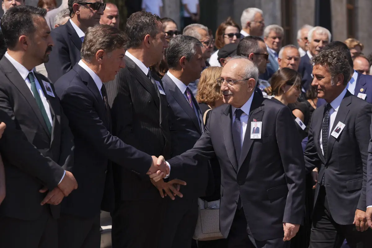 Gündeme damga vuran kare: Kılıçdaroğlu ve Özel ilk kez yan yana! 3