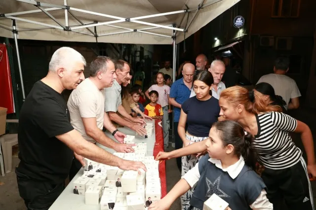 Osmangazi Belediyesi’nden Mevlit Kandili’nde Geleneksel İkram
