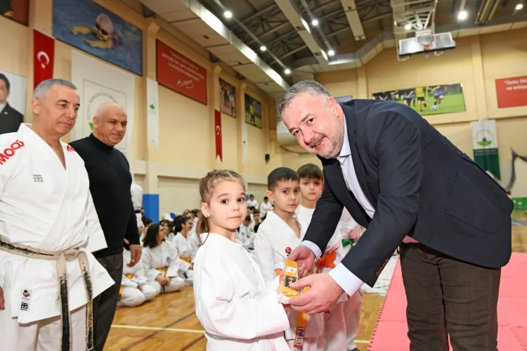 Osmangazi’de 300 Sporcu Kuşak Sınavında Terfi Etti
