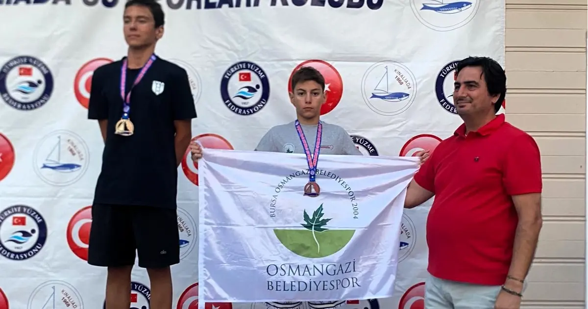 Osmangazi Yüzücülerinden Prens Adaları’nda Başarı!