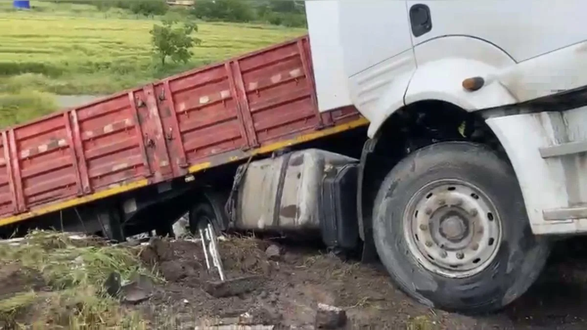 Osmaniye’de TIR Kazası: Maddi Hasar, Yaralı Yok!