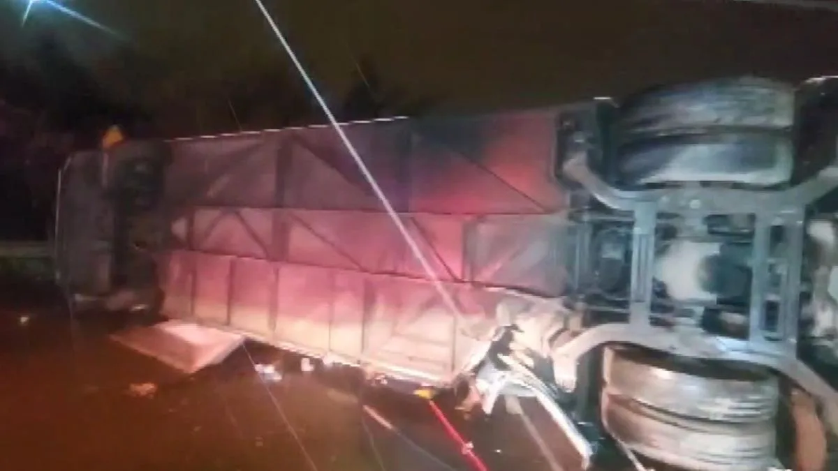 Otobüs Kazasında 3 Ölü, 31 Yaralı!