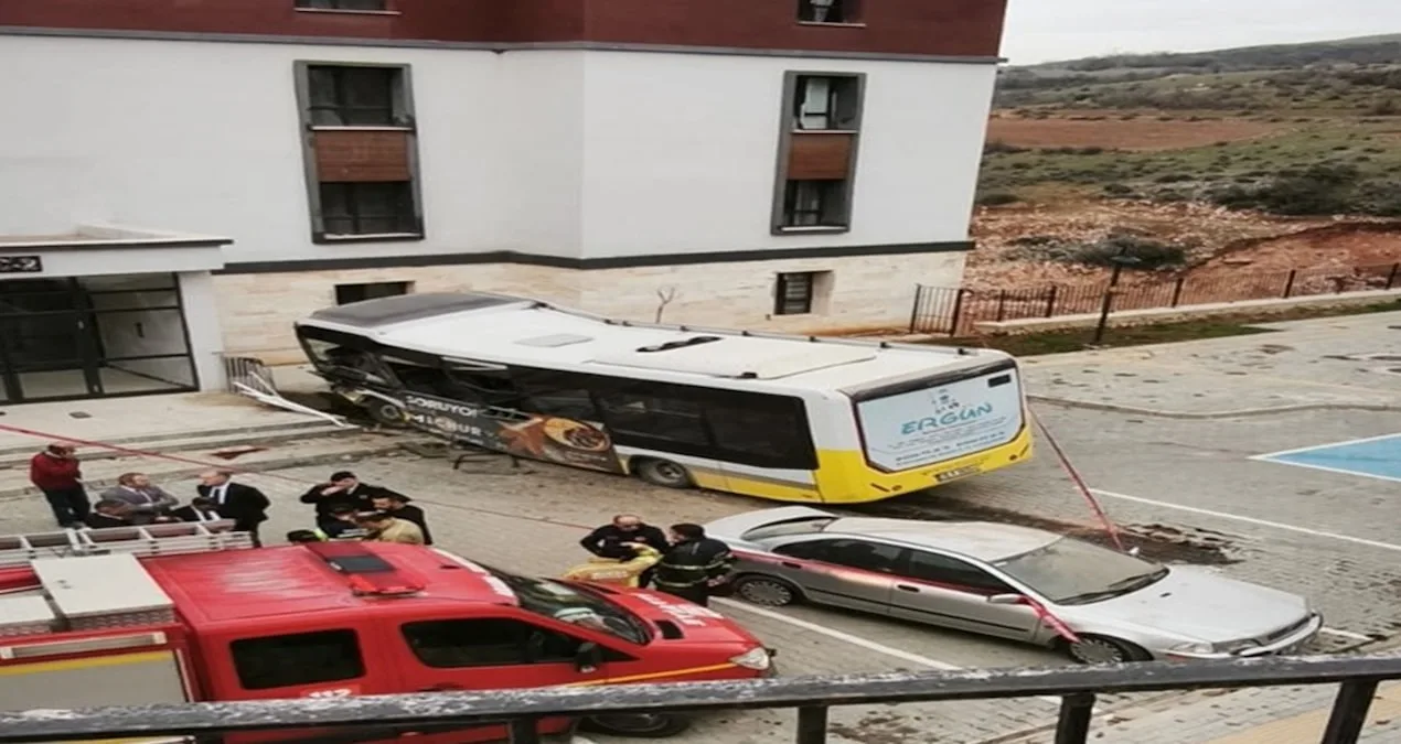 Otobüs Kazasında Sürücü 55 Gün Sonra Hayatını Kaybetti