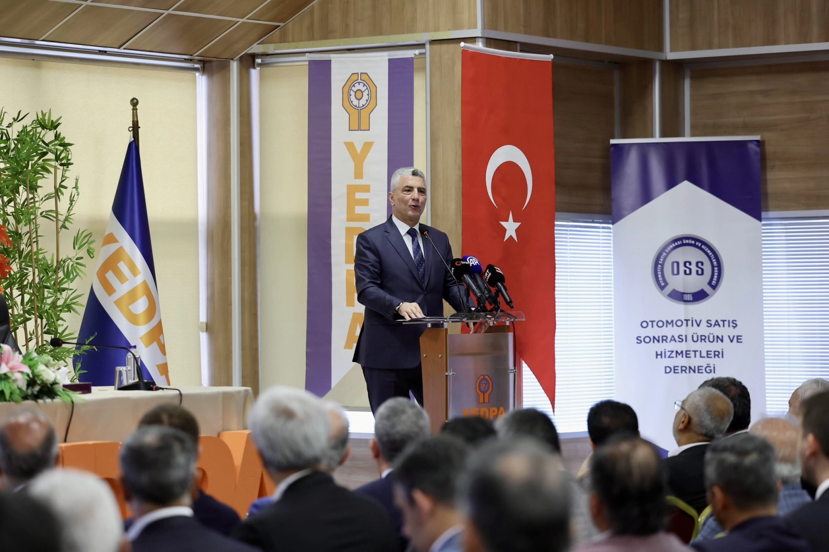 Otomotiv Sektöründe Yeni Dönem: Bakan Bolat Açıklıyor