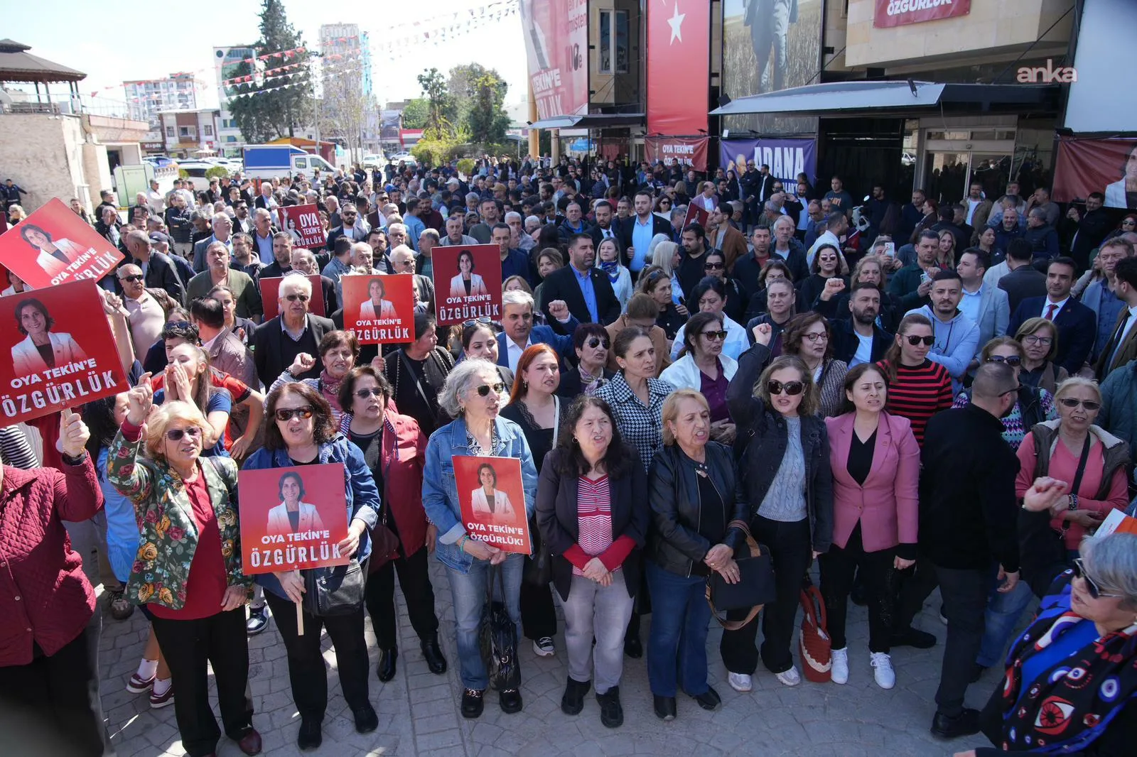 Oya Tekin İçin Adana’da Adalet Nöbeti