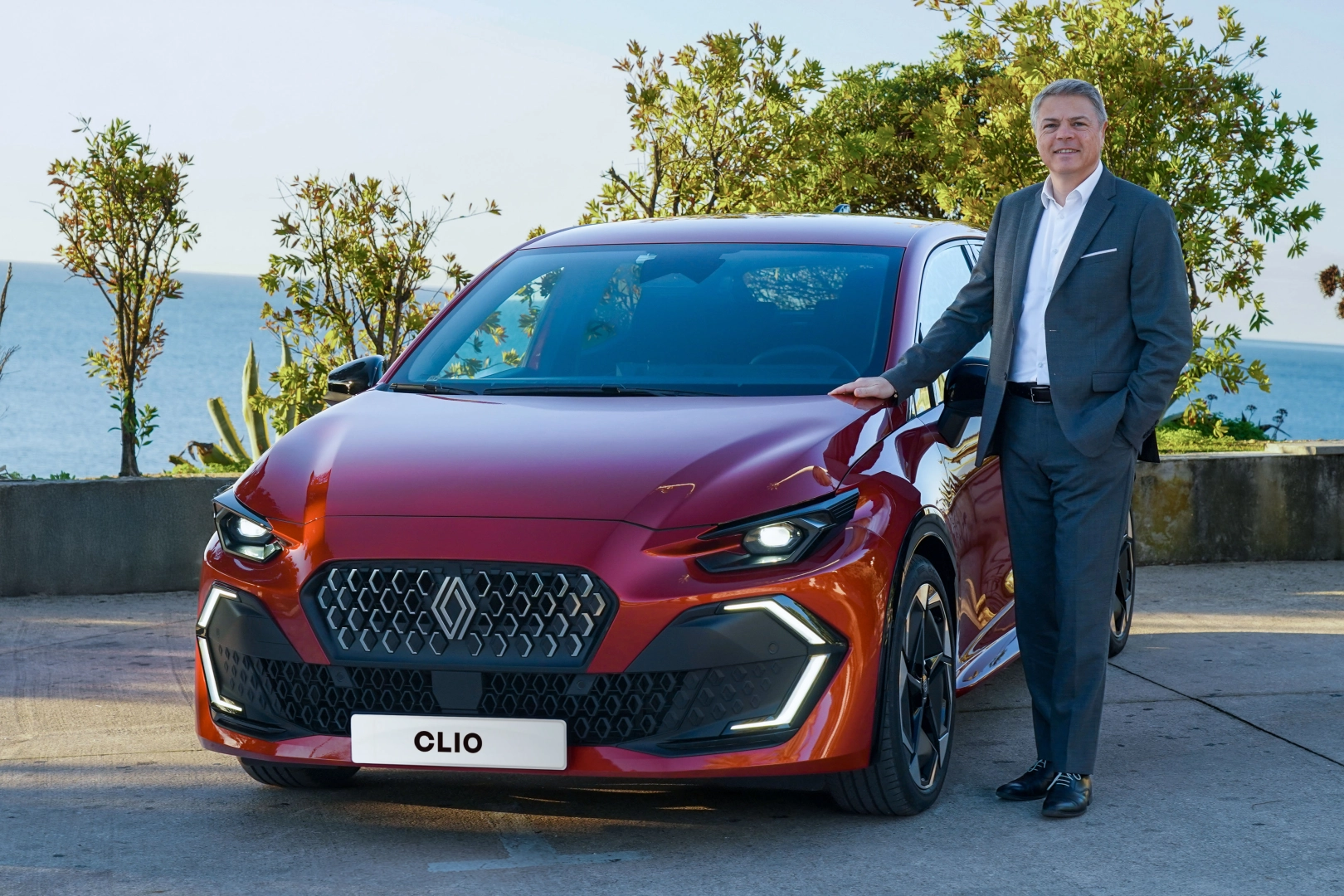 Oyak Renault 2025’i Güçlü Üretimle Kapattı!