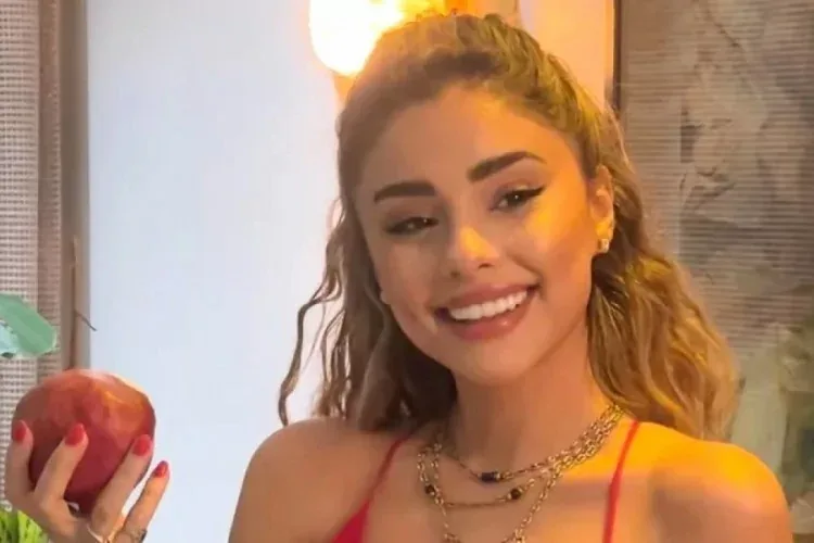 Özcan Deniz ve Samar Dadgar’dan Romantik Pozlar!