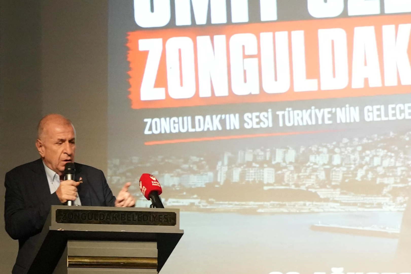 Özdağ: Türkiye Ağır Tehditlerle Yüzleşiyor!
