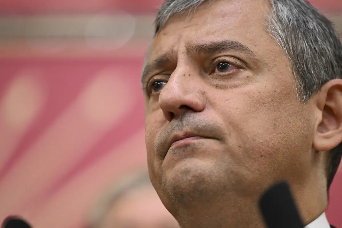 Son dakika | yeni partiyi resmen duyurdu chp ye veda etti: nu ne yava geride b