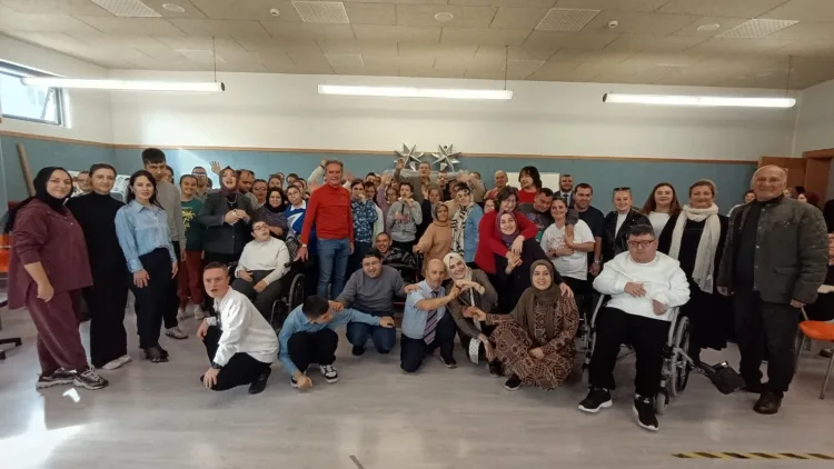 Özel Çocuklar İçin Neşeli Doğum Günü Etkinliği