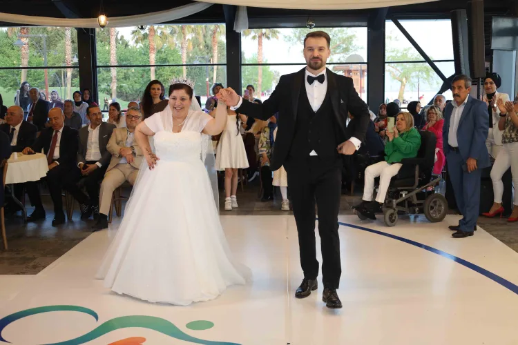 Özel Çocuklar Podyumda Işıldadı, Duygu Dolu Gece!