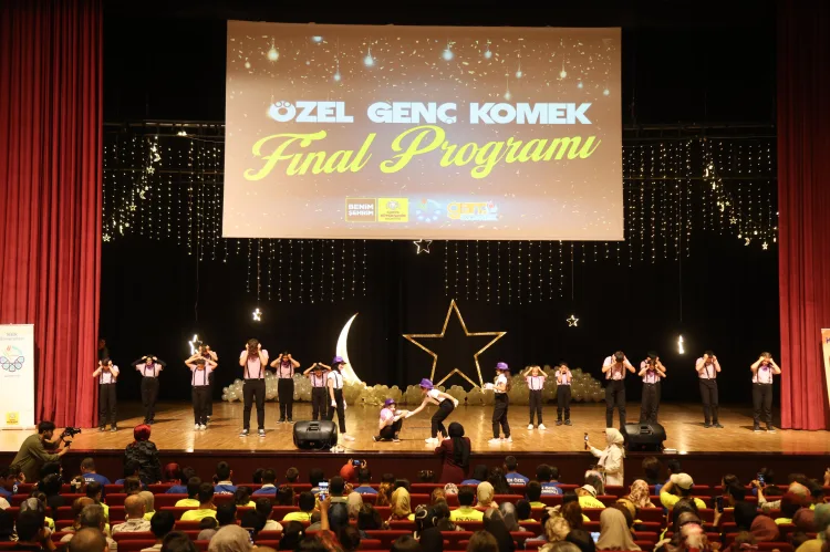 Özel Genç KOMEK Yaz Okulu’nda Coşkulu Kapanış!