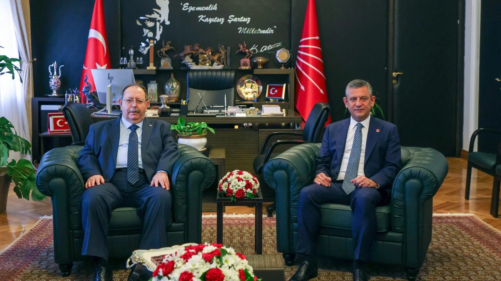 Özel ve Yener, Meclis’te Kritik Görüşme Yaptı