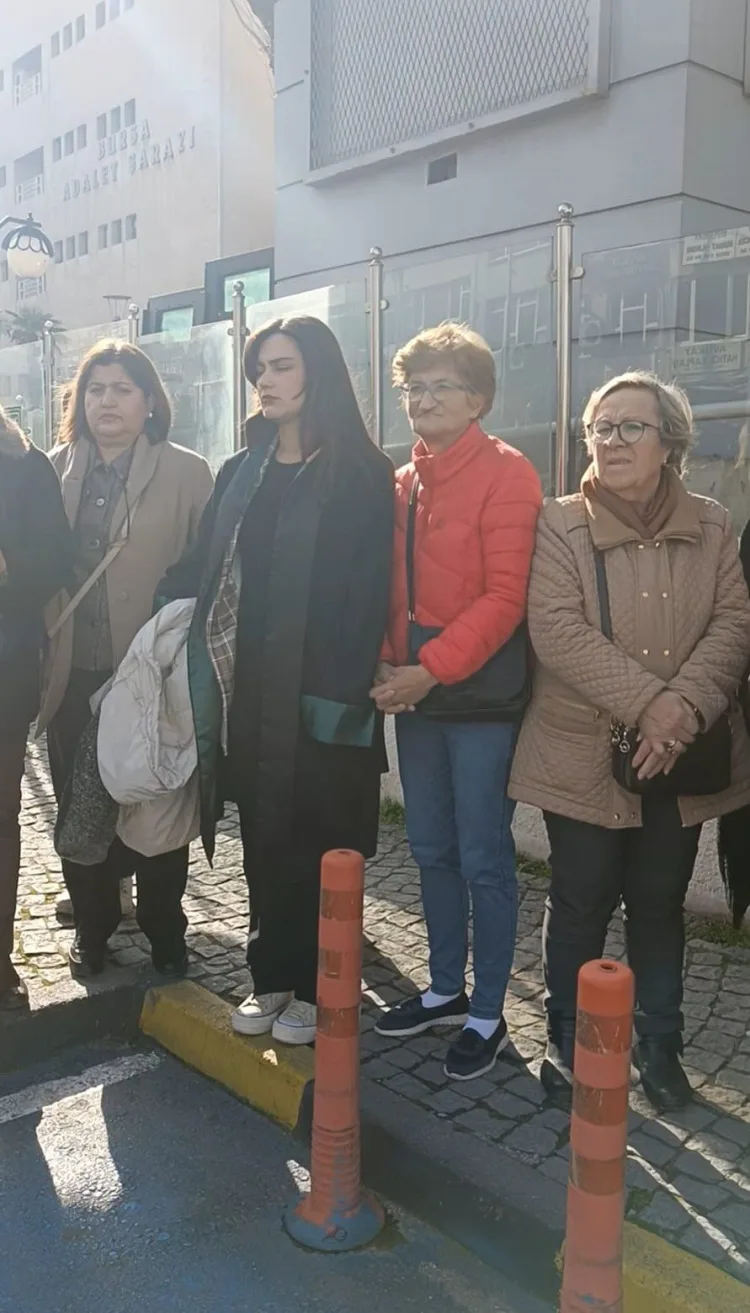 Özge Yetimoğulları Davasında Beraate Sert Tepki!