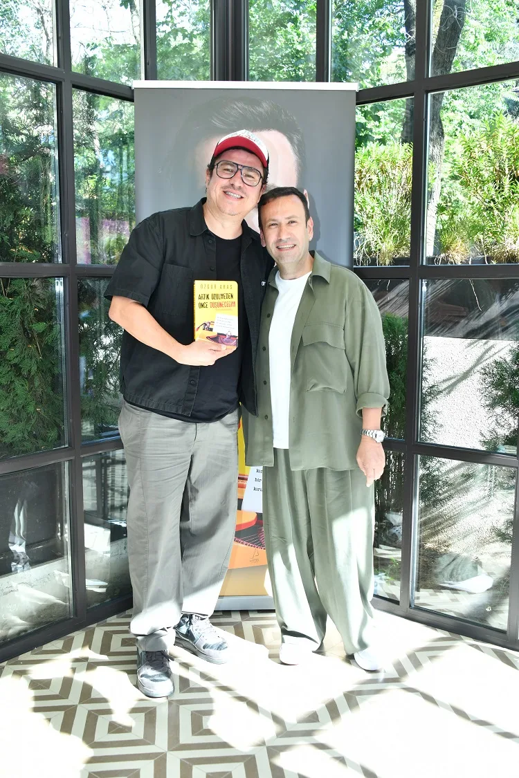 Özgür Aras’tan Yeni Kitap: Ayrılığa Dair Rehber