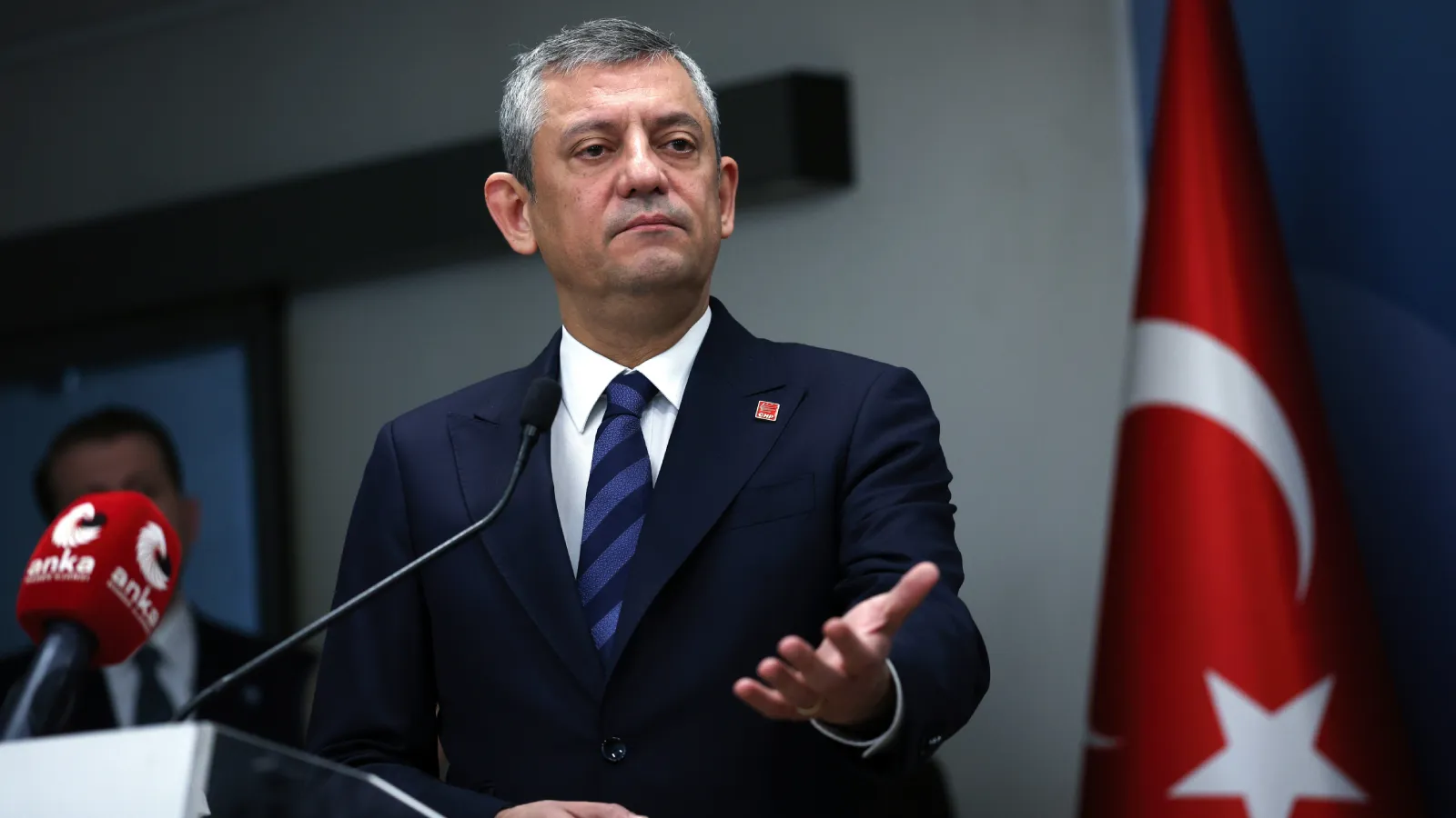 Özgür Özel: Adaylık Anketlere Göre Belirlenecek