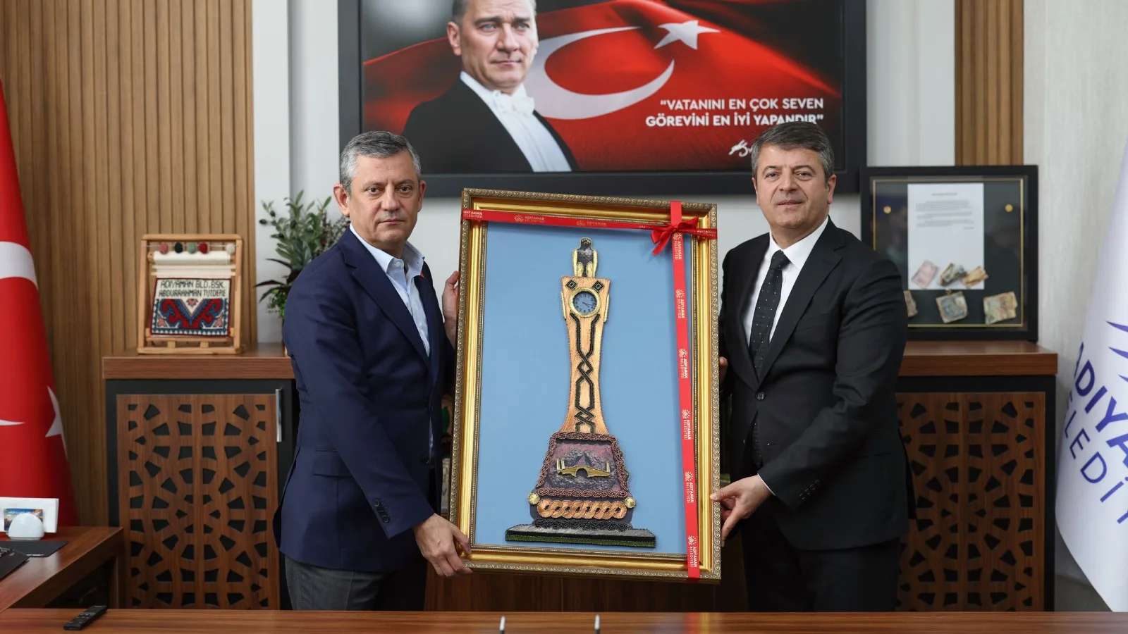 Özgür Özel Adıyaman’da Vali ve Başkanla Buluştu