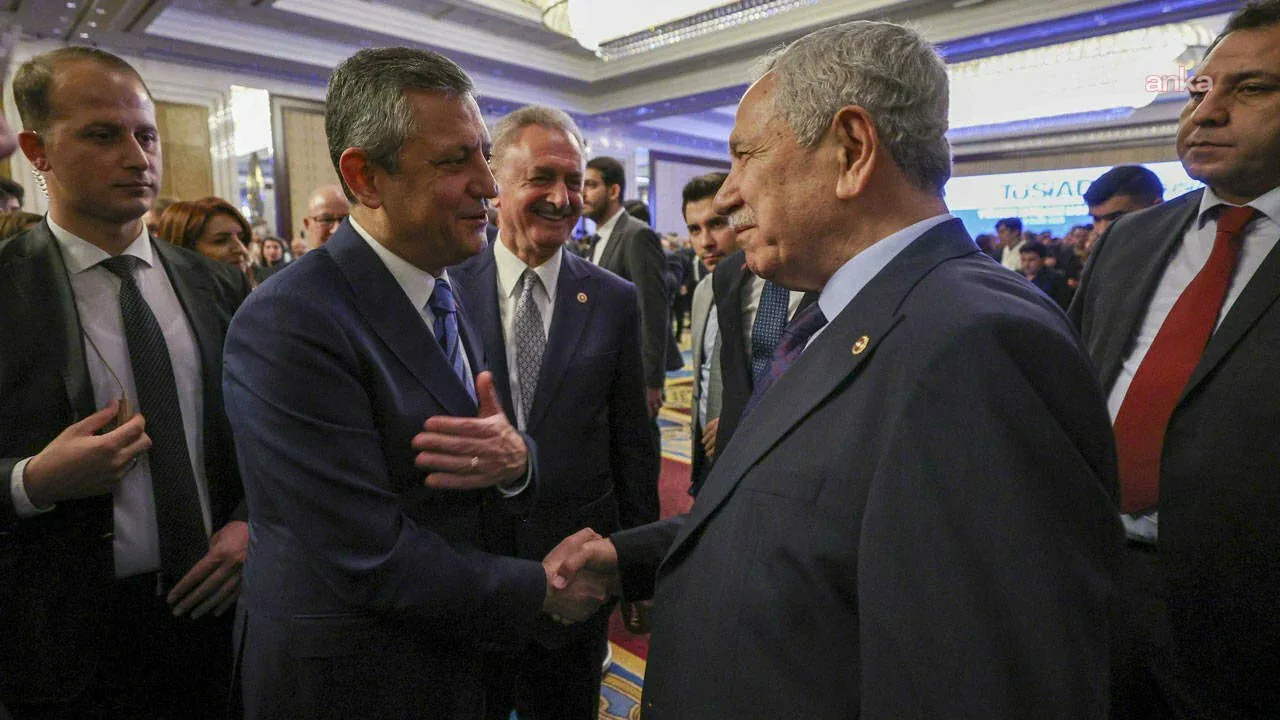 Özgür Özel, Arınç’ı Ziyaret Edecek!