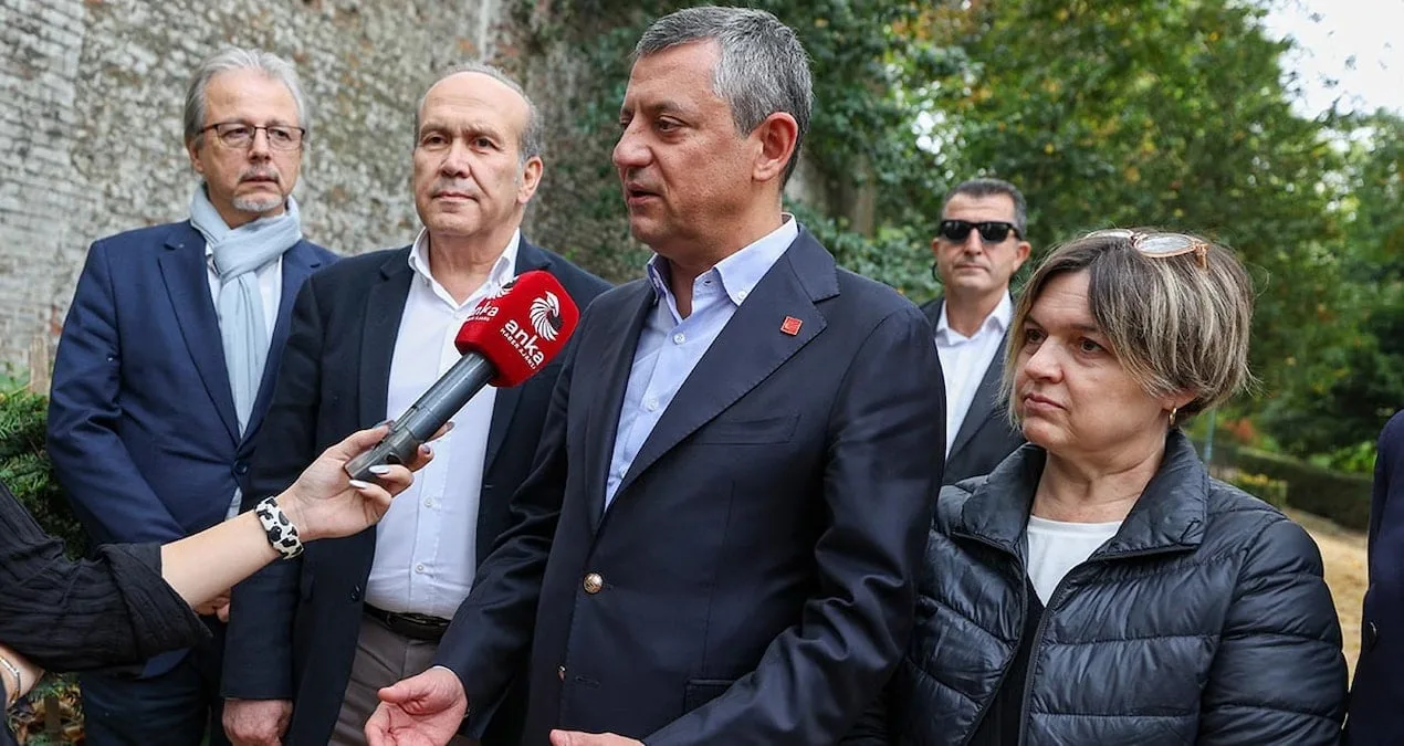 Özgür Özel: Brüksel’de Miting ve Yavaş’a Destek