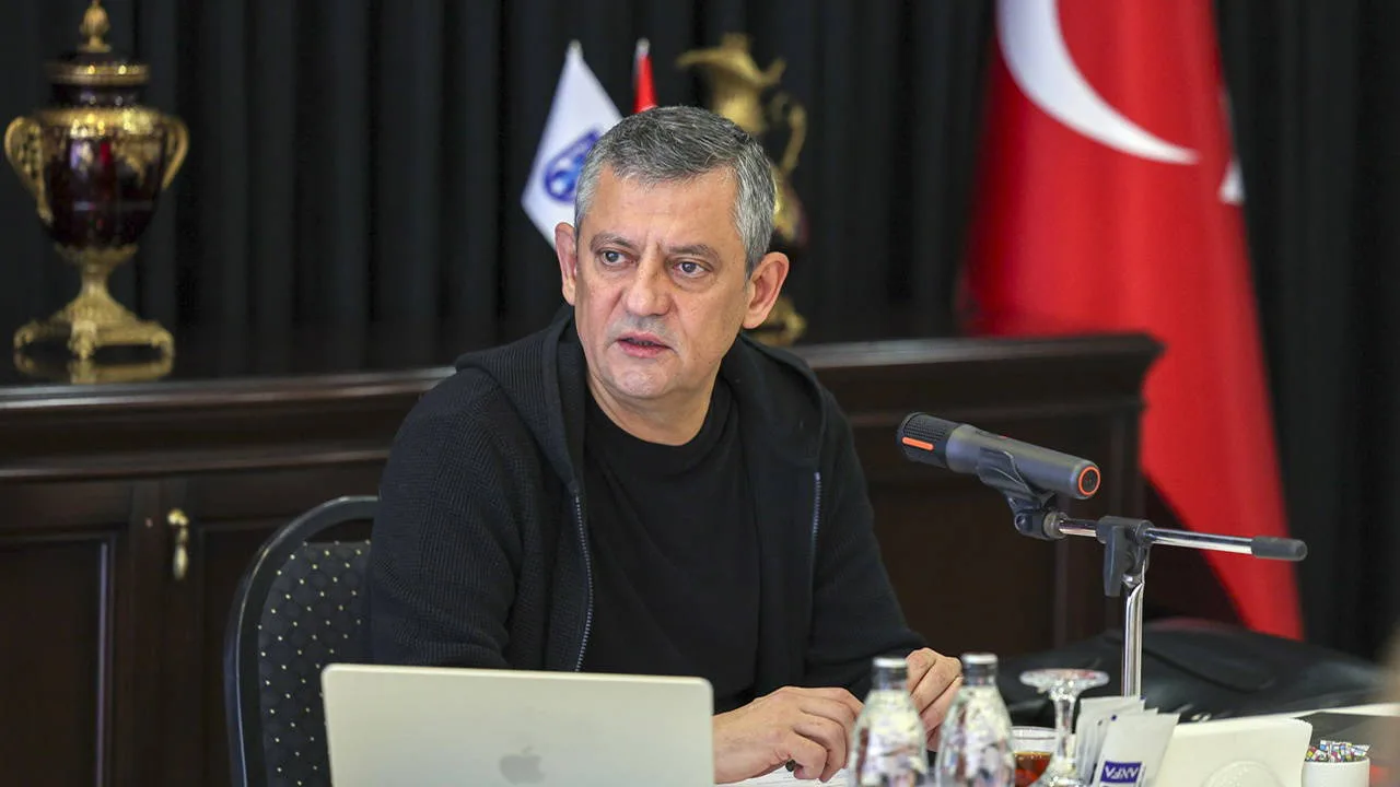 Özgür Özel, CAO ile Strateji Toplantısında